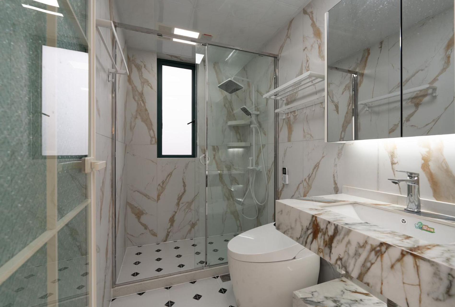 Eastern Hub - Bund Branch French Romantic Designer With Views, Close To The Bund And Xintiandi, With Three Bedrooms And Floor-to-ceiling Windows